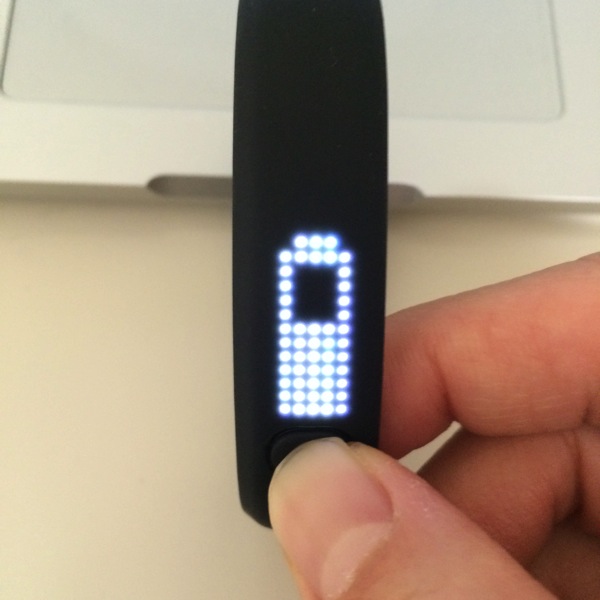 Nikefuelband battery